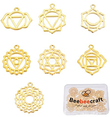 Beebeecraft 28 Stück Lotus Flower Charms 18 Karat vergoldete 7 Stile Yoga Charms Indische Chakra Charm für DIY Halskette Armband Ohrringe