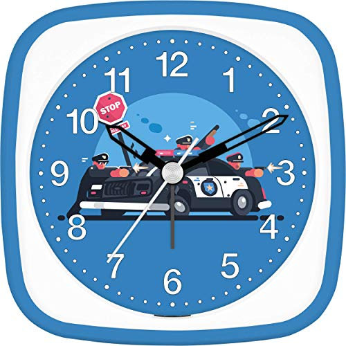 Eurotime Wecker Jungen Polizei Action Schusswechsel, Kinderwecker, Hellblau Blau, Kunststoffgehäuse und Kunststoffglas, geräuscharmer Wecker, ohne Ticken, mit Licht und Weckwiederholung, 27125-08