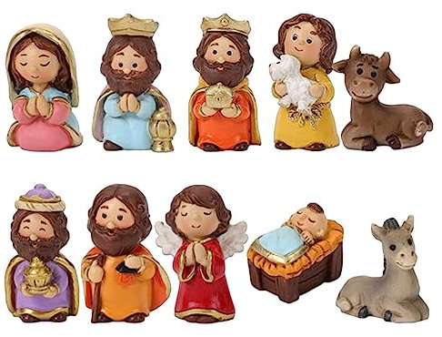 Traditional Christmas Nativity Set With 10 Detailed Figurines