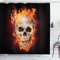 ABAKUHAUS Schädel Duschvorhang, Scary Skeleton Kopf Flames, Stoffliches Gewebe Badezimmerdekorationsset mit Haken, 175 x 200 cm, Seal Braun Orange und Abenddämmerung
