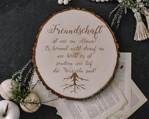 Holzscheibe Rinde mit Gravur Freundschaft | Holzplatte mit einem Spruch für Freunde | 28 cm Durchmesser extra groß | Wanddekoration der besonderen Art | Natur pur