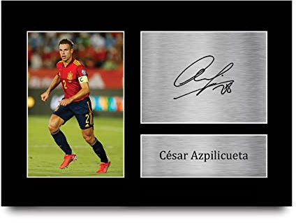 HWC Trading A4 Cesar Azpilicueta Spain Geschenke Gedrucktes Signiertes Autogramm Foto für Fußball Anhänger and Fans