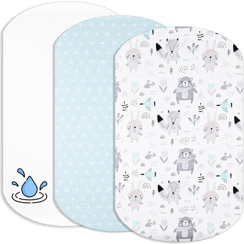 Lovely Hippo 2X Spannbettlaken 100% Baumwolle + 1X Matratzenschoner 100% wasserdichtem Material - Set 3X - Kompatibel Chicco, Kinderkraft (Blaue Tiere, 60 x 80 cm)