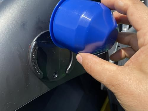 FRUMACO K80 Clip-Halterung für Schutzkappe Anhängerkupplung, Aufbewahrungshalter für 80 mm Kugelkopf, selbstklebend mit 3M VHB, Kunststoff Schwarz, verhindert Verlust der Abdeckkappe - ohne Bohren