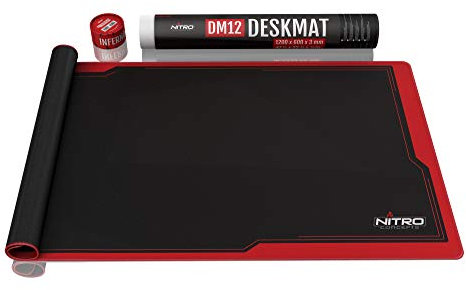NITRO CONCEPTS Tapis De Souris XXL 1200x600mm Bords sans Franges Tapis de Souris Gamer Large en Microfibre Tapis Souris Ergonomique Antidérapant (Noir/Rogue)