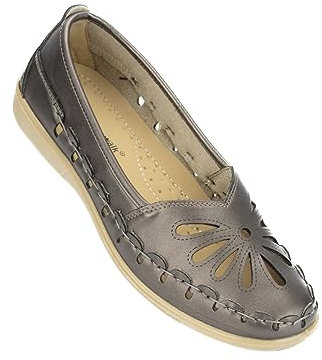 Kassidy Punch Detail Casual Shoe (6, Pewter)