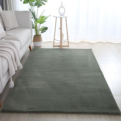 Carpetsale24 Rabbit Hochflor Teppich Läufer 60x110 cm Grün Shaggy Modern Flauschig Weich Fellteppich Kunstfell Einfarbig für Flur Schlafzimmer Kinderzimmer