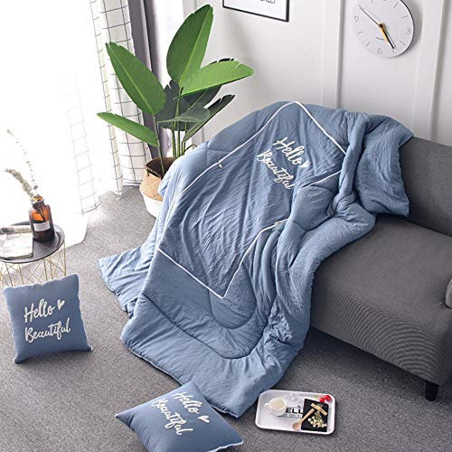 Decke und Kissen in einem,flauschig weiches Reisekissen umwandelbar zur Reisedecke,Camping Kissen/Car Decke/Dekorative Kissen, Leicht (150 x 190 cm, Dunkelgrün)