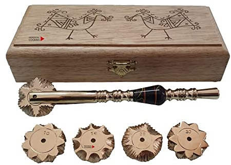 Professional Cooking Cofanetto Set 5 rotelle tagliapasta sarde intercambiabili su rudigliu in Ottone Massiccio