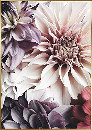 STYLER Gerahmtes Bild Flowers 50 x 70 cm I Elegante Blumenfotografie in pastelligen Tönen I Wandbild Wohnzimmer Schlafzimmer Büro I Moderne Wanddeko Blumenmotiv mit goldenem Rahmen