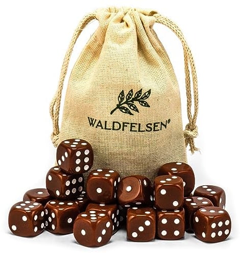 Waldfelsen 6, 12, 20, 30 oder 50 hochqualitative Würfel Standardgröße 16 mm Acrylwürfel Knobel Spielwürfel Dice 6-seitig sechsseitig Spielzubehör Set mit Stoffbeutel (Braun, 20 Stück)