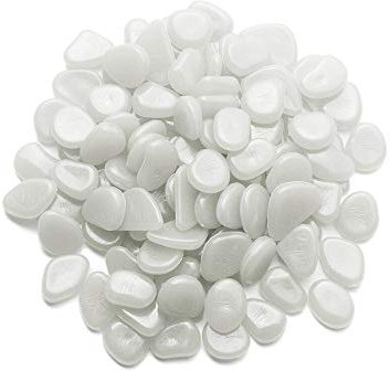 Mdurian 100 Stück Leuchtstein Leuchtende Steine Garten im Dunkeln leuchten Kieselsteine Leuchtkiesel Floureszierende Steine für Zuhause Garten Aquarium Dekoration Weiß