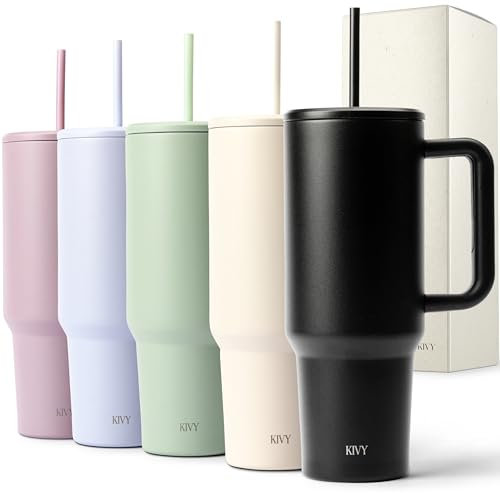 KIVY Thermobecher mit Strohhalm und Griff [24h Eiskalt] 1200ml Edelstahl Isolierbecher mit Henkel - Trinkbecher mit Deckel und Strohhalm - Tumbler Cup Modern - Tumbler Becher to go mit Strohhalm