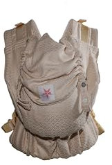 KOKADI Flip X Heart2Heart Cream (Unisize) - Die perfekte Kombi aus dem Komfort eines Fullbuckles und dem Tragen überkreuzt - Ab Geburt - 15 kg, handgefertigt aus 100% Bio-Baumwolle - Beige