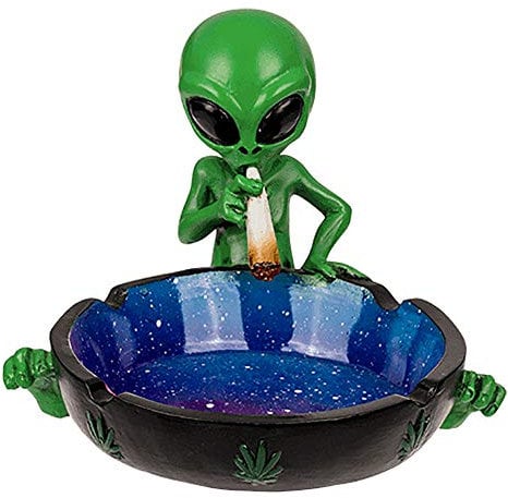 MIK funshopping Genialer Aschenbecher Alien, Space Ascher macht jedes Raucherlebnis zu einem intergalaktischen Abenteuer! Verwandelt jeden Raum in dein persönliches Universum! (Alien mit Joint №1)