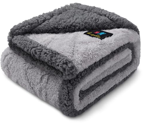luciphia Wasserdichte Hundedecke Waschbar, Haustier Decke für Hund Katzen Welpe, Kuscheldecke Weich Flaushig Sherpa Fleece, Katzendecke Mittelgroße Große für Bett Sofa Couch, Hellgrau Gitter 71*102cm