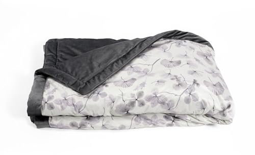 bo&flash Designer Decke Philadelphia Lobna – Kuscheldecke 150x200 cm – Flauschige Kuscheldecke fürs Sofa – Gemütliche Kuscheldecke mit Satinpaspel – Winterdecke in Premium-Qualität