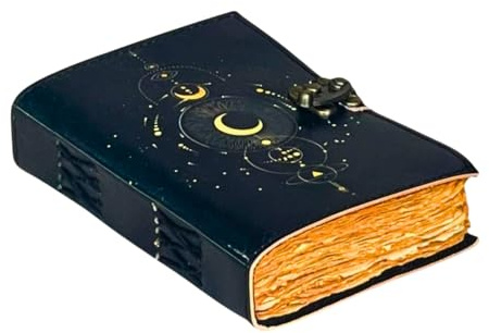 Galaxy Dreams Leder-Tagebuch – Exquisites handgefertigtes Vintage-Notizbuch mit antikem Büttenrand, geprägtes Design mit himmlischem Mond und Stern, luxuriöses ledergebundenes Tagebuch mit sicherem