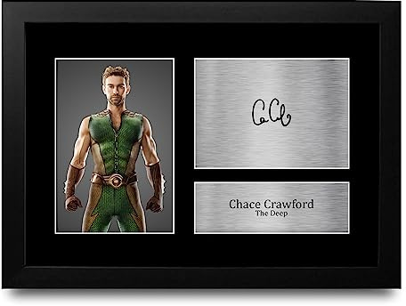 HWC Trading FR A4 Chace Crawford The Boys The Deep Geschenke Gedrucktes Signiertes Autogramm Foto für Fans von Fernsehshows - A4 Gerahmt