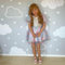 AIMERO Reborn Baby Puppe Mädchen 120 cm 47 Zoll Ganzkörper-Hartvinyl Realistische Blonde Lange Haare Kleinkind Baby Stehendes Mädchen Prinzessin Echtes Kind Größe 5-6 Jahre Sammlerstück Modellpuppe