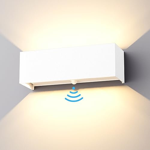 Klighten 30W Außenlampe mit Bewegungsmelder, Aussenleuchten mit bewegungsmelder Einstellbarer Lichtstrahl, Außenwandleuchte mit Bewegungsmelder Außen/Innen für Garten, IP65,3000K, Weiß