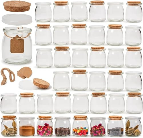 EZOWare 150 ml Petite Pots en Verre, Lot de 40 Bocaux avec Bouchon Liège et Couvercle Plastique, Bouteille Récipients avec Etiquettes et Ficelle pour Épices, Faveurs Fête et Mariage, Pouding