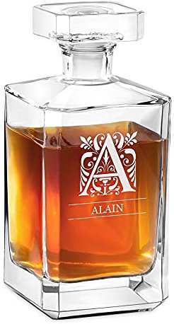 Maverton Carafe à Whisky gravée - 700ml Décanteur en verre - Cadeau personnalisé pour les femmes - Carafe classique pour elle - Lettrine