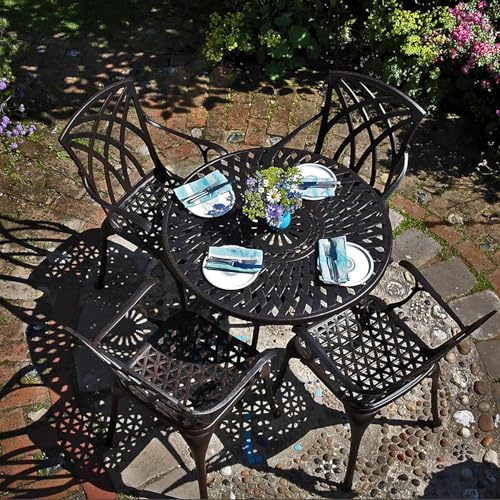 Lazy Susan 88 cm Runder Mia Gartentisch in Antik Bronze mit 4 April Stühlen, Ohne Sitzkissen | Nachhaltiges Sandguss-Aluminium | Wetterfest | Rostfrei | Wartungsarm | 3 Jahre Garantie