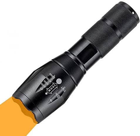 WESLITE Taschenlampe Gelbes Licht, 2 in 1 Taschenlampe LED mit Weißem und Gelbem Licht, 2 Modus 550nm-590nm Bernstein Licht Taschenlampe Zoombar für Nachtsicht Fotografie Camping Jagd