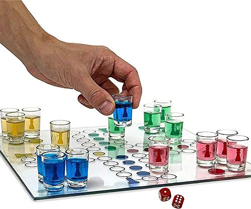 Framan Juego del Parchís con chupitos para Beber. Clásico Juego del Ludo con 15 Vasos de chupito, Tablero de Cristal y 2 Dados. 33x33cm