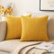 MIULEE 2er Set Kissenbezüge Kord Kissenhülle Dekorative Kissenbezug Sofakissen Couchkissen Dekokissen Zierkissenbezug Kuschelkissen für Sofa Schlafzimmer Wohnzimmer 60x60 cm Senfgelb