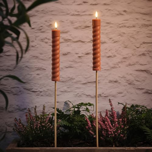 Lights4fun Set of 2 Orange Terracotta Solar Powered Waterproof TruGlow® LED Flameless Candle Garden Patio Tiki Torches with Realistic Warm White Flickering Flame