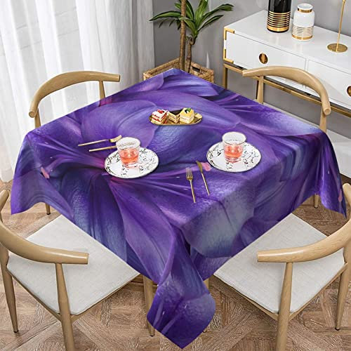 BEULSI Nappe carrée décorative avec fleurs de lys violettes pour table de cuisine ou de salle à manger