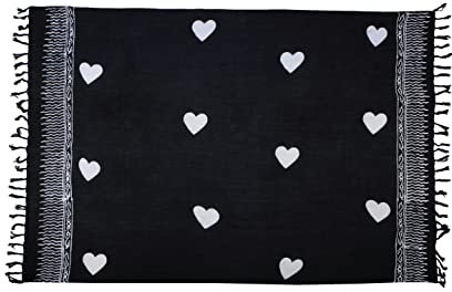 SAIVONA Pareo Sarong Strandtuch Damen - Wickelrock Strand - Handtuch Blickdicht als Wickeltuch oder Handtuchkleid und Wickelkleid Damen - Handarbeit aus Fair Trade Herstellung Batik Herz Love Schwarz
