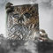 Glistenovelty Necronomicon Evil Dead Buchstütze, dekorative Requisite für Horror-Fans, gruselige Heimdekoration aus Lederähnlichem Material, Schwarz, 1 Stück