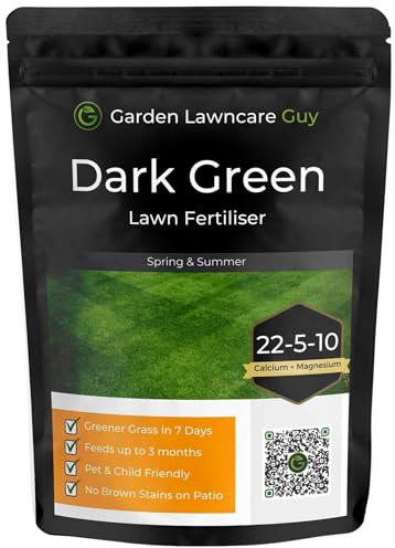 Dark Green Lawn Fertiliser - High in Nitrogen Greens Grass Fast - Feeds up to 90 Days - Child and Pet Friendly - Garden Lawncare Guy
