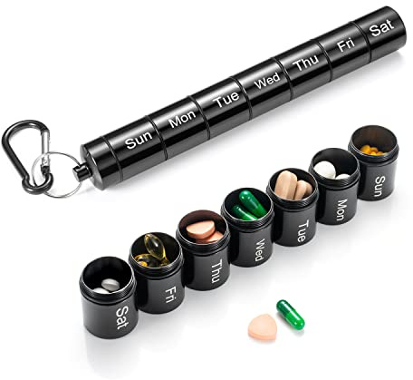 Metall Alu Tablettenbox 7 Tage 7 Fächer Schwarz Aluminium Mini Klein Woche Pillendose Wasserdicht Mitnehmen Lang Tablettendose Pillen Organizer Box Medikamentenbox für Reise Outdoor Camping Unterwegs