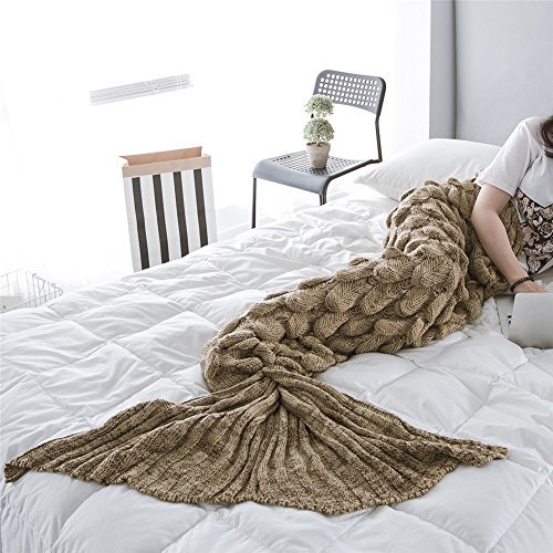 Naturer Meerjungfrau Schwanz Decke Gestrickte Bettdecke Sofa Steppdecke Wohnzimmer Schlafsack für Kinder und Erwachsene, Fischschuppen Muster, 195 x 90 cm, Kaffeebraun