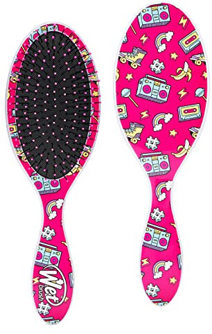 WetBrush Original Detangler Happy Hair UltraSoft Bristles Ergonomic Handle Suitable for All Hairtypes Smiley Pineapple