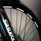 Motoking Fahrrad-Reflektorenaufkleber - Weiß - 26 Aufkleber im Set - Breite: 7 mm - reflektierende Felgenaufkleber für Trekkingbike-, Fahrradfelgen & mehr