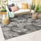 FRAAI In-& Outdoor Teppich - Malta Leaves Schwarz 80x150cm - Wetterfest - Polypropylen - Flachgewebe - Balkon, Garten/Terrasse, Flur - Terrasse - Rug