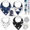 Das Dodo Babies Baby-Bandana-Sabber-Lätzchen-Set besteht aus vier Babylätzchen aus weicher Baumwolle, Schnullerclips und einer Geschenktasche, alle mit verstellbaren Knöpfen aus weicher Baumwolle.