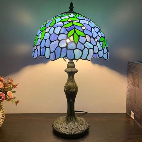 BOTOWI Glyzinienlampe Tiffany Tischlampe mit Legierungssockel Blau Lila Blume Grün Blatt Lampe 12 breite Nachttischlampen Vintage Schreibtischleuchte für Zuhause Kaffee Wohnen Büro Studie,Blau