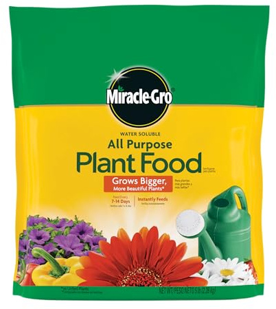 Miracle Gro Engrais tout usage soluble dans l'eau, 24, 8, 16, fertilise instantanément les plantes, sac étanche de 2,3 kg.