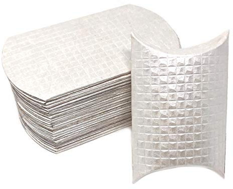 25 Stück kleine Pillow Boxen in Weiß 11,5 x 7,5cm Kissenschachtel Faltschachtel Geschenkbox aus veredelter Pappe, Geschenkschachtel mit erhabenem, quadratischem Muster