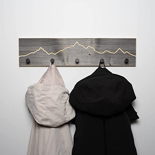 WOODS Garderobe aus Altholz mit Berg Motiv | handgefertigt in Bayern | Garderobenleiste Holz | Hakenleiste Wandgarderobe Diele Deko-Berge (40cm (3 Haken) schwarze Haken)