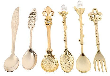 Haofy Cutlery 6-Piece Set Includes 5 Different Vintage Design Spoons and 1 Fork, Elegant Flatware Set, (Golden)