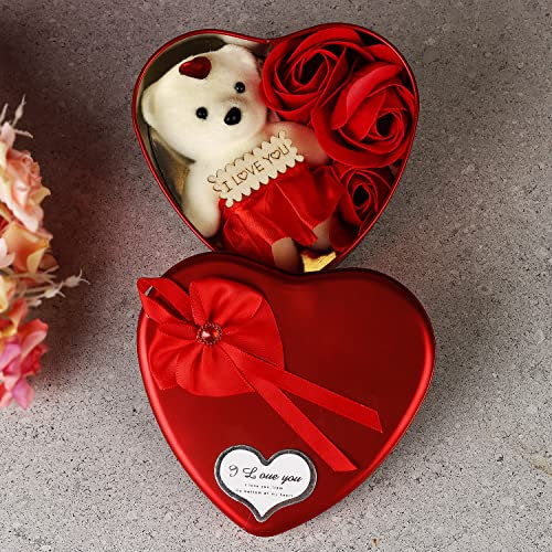 Ferns 'N' Petals Lot de 3 roses artificielles rouges et ours en peluche en forme de cœur Boîte en métal
