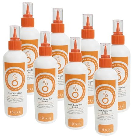 Tonic Studios Craft Tacky Glue 240 ml – Paquete de 8 | PVA súper pegajoso para papel, tarjetas, tela y plásticos | Boquilla de precisión fácil de apretar (paquete de 8)