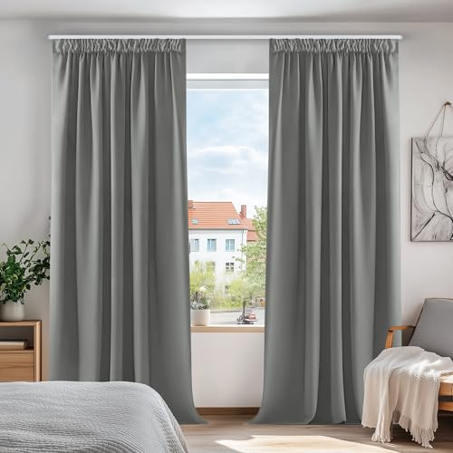 Deconovo Verdunkelungsgardinen Blickdichte Vorhänge mit Kräuselband Kälteschutz, 229x132cm(HöhexBreite), Hellgrau, 2er Set